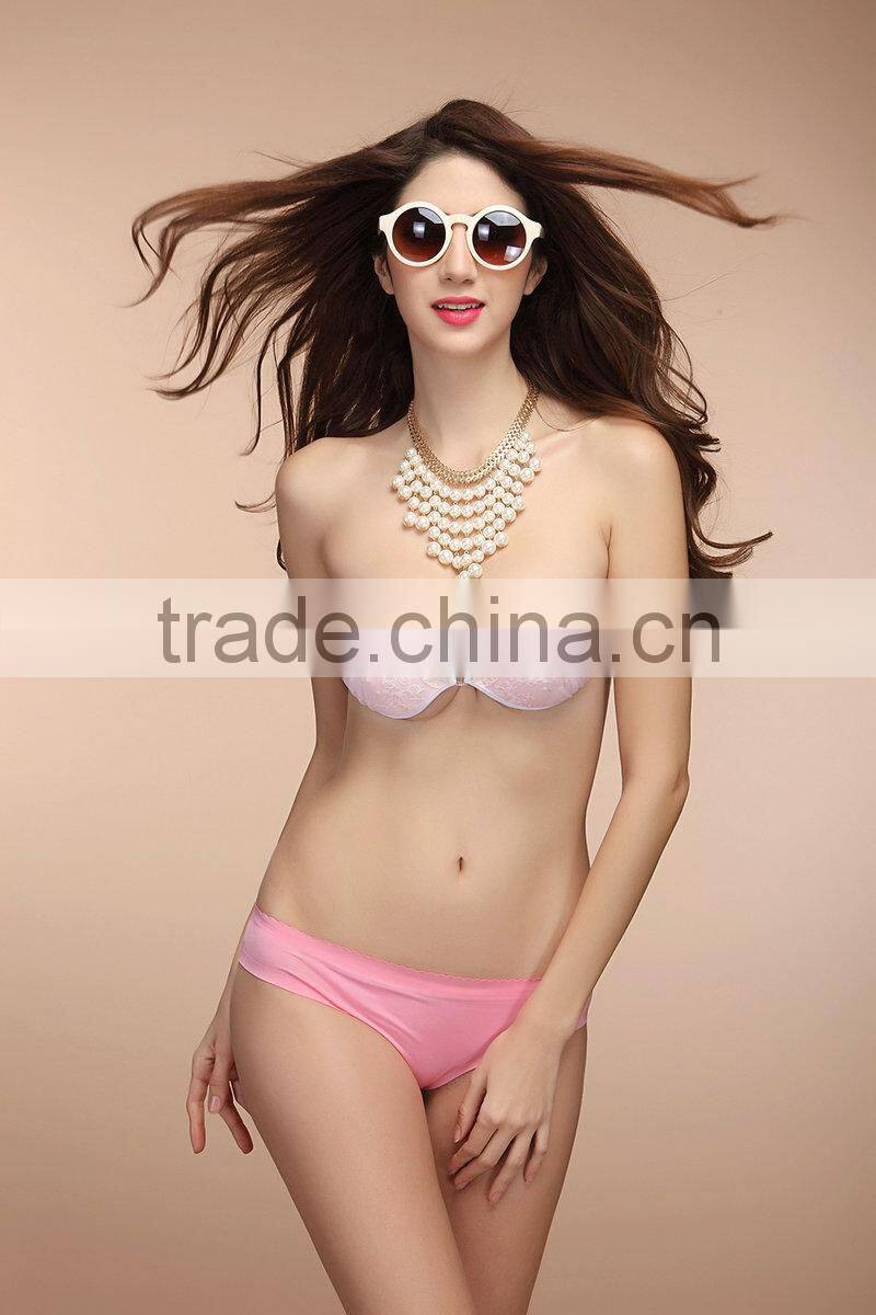 lace invisible bra model image