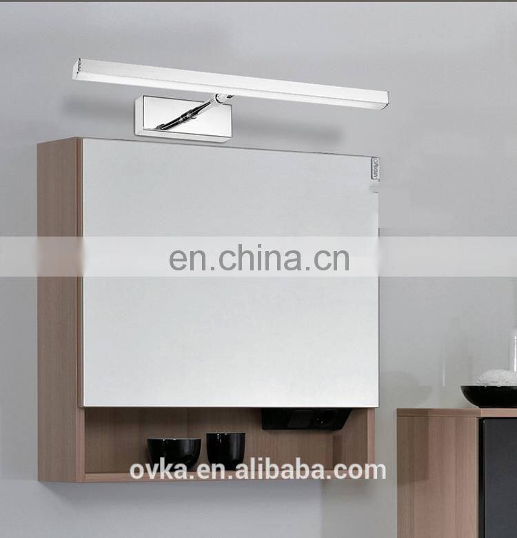 Simple modern stainless steel telescopic mirror light