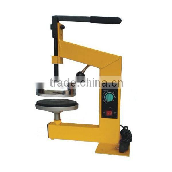 Lever punch tyre vulcanizing machine