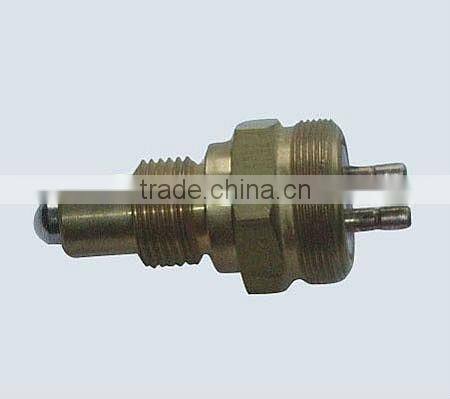 Reversing light switch