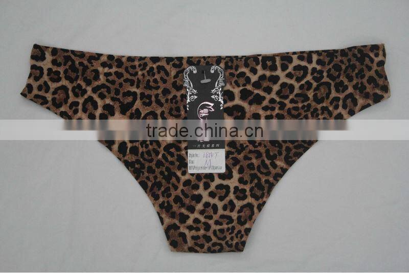 2014 Seamless Bonded Leopard Printoung Models G String Panty