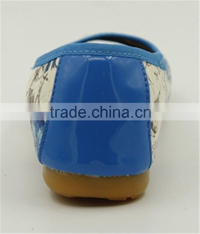ladies comfortable flat shoe with TPR outsole