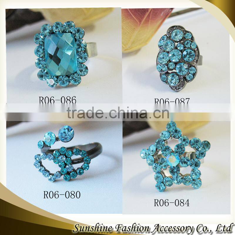 2015 fashion white paint wholesale black funny ring design animal head ring