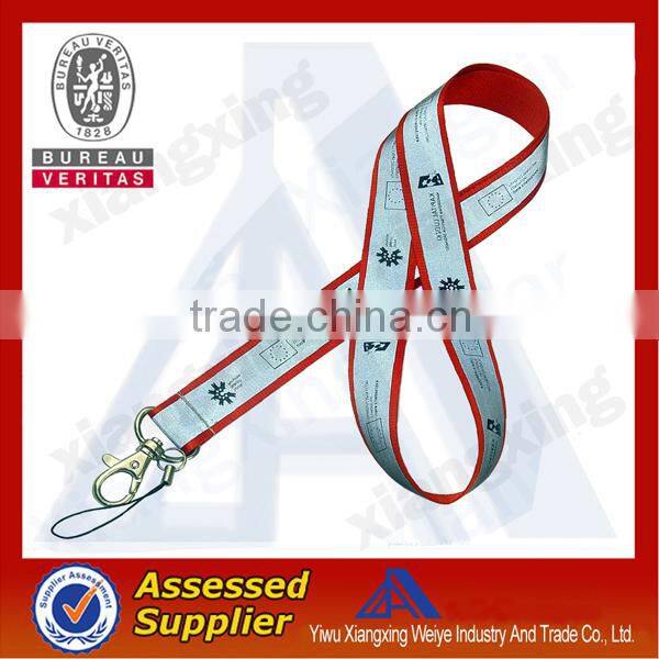 Factory direct selling Symbolic leding designed fashion reflective lanyard in lanyard