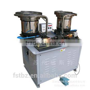 Automatic spot welder for tin can