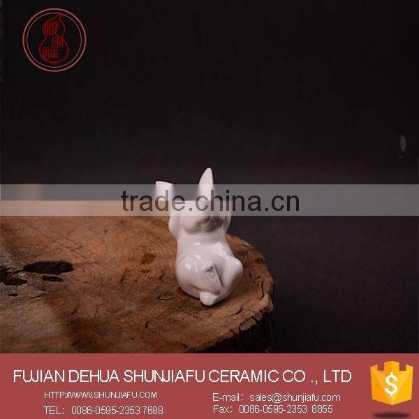 2016 Wholesale Easter Home Decor Ceramic Rabbit Figurines