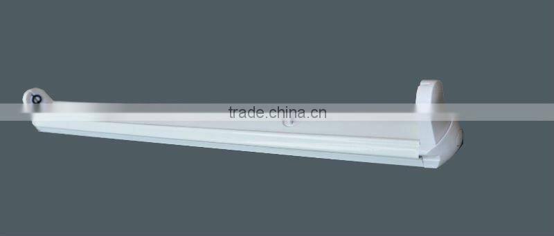 T8 fluorescent lighting fixture