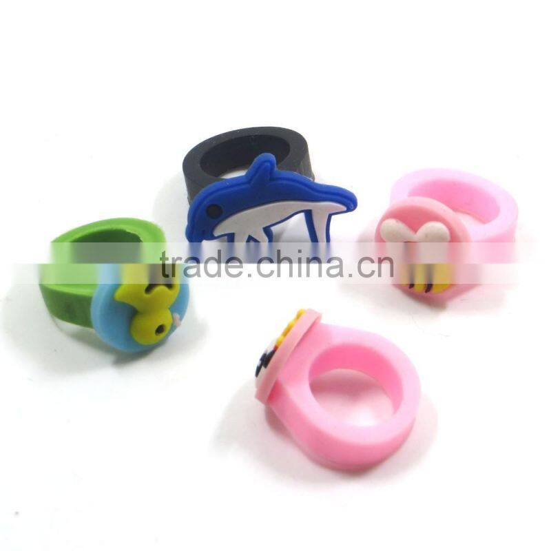 Kids customized animal shaped cute rubber PVC rings