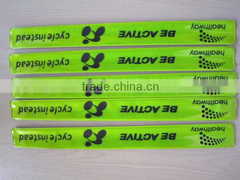 2015 Promotion High quality bicycle safety custom reflective slap bracelet