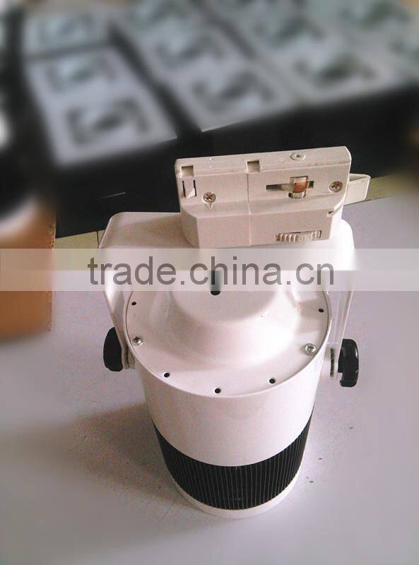new designed led track spot light museum track spot light