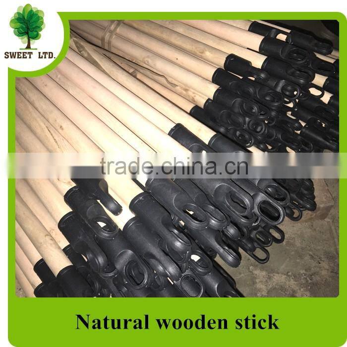 2016 Smooth surface natural shovel handles with plastic cap for sweeping tools
