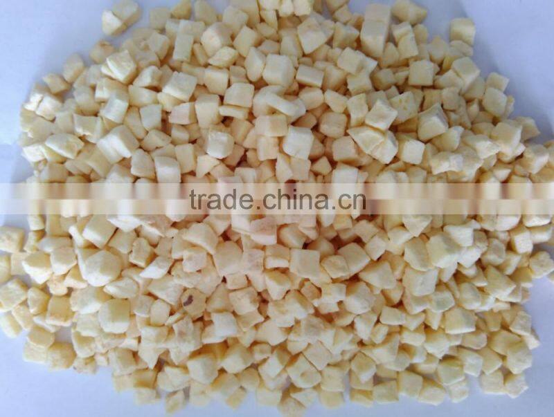 Freeze dried apple dices