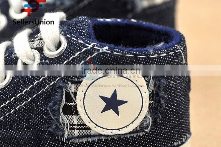 No.1 yiwu exporting commission agent wanted dark blue wholesale baby canvas shoes with star pattern