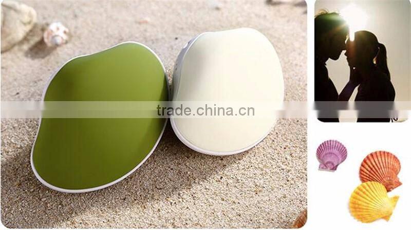 Shell charge hand warmer Portable mini hand warmer Electric heating treasure with mobile power supply and electric torch