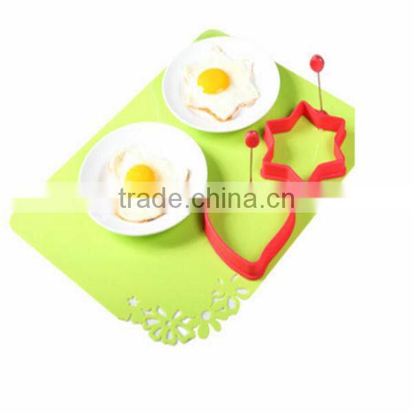 Heart shaped Eco-friendly colorful silicone pot coaster