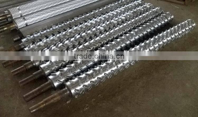 Hydraulic wood log debarking and rounding machine / wood round making machine