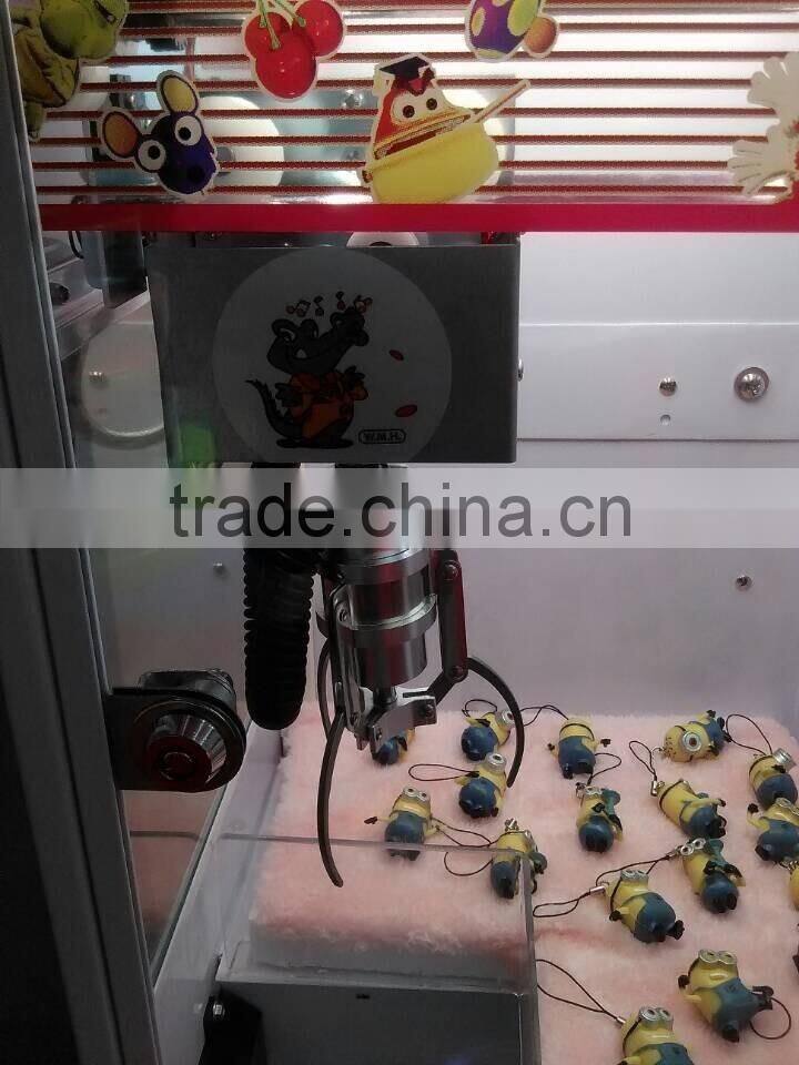 2014 Newest Push Vending Machine/Coin Operated Gift Machine /Claw Crane Machine