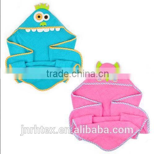 Eco-friendly embroidery designs ring spun cotton velour wholesale hooded baby towel for bathroom