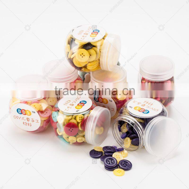 Wholesale and retail fashion plastic button