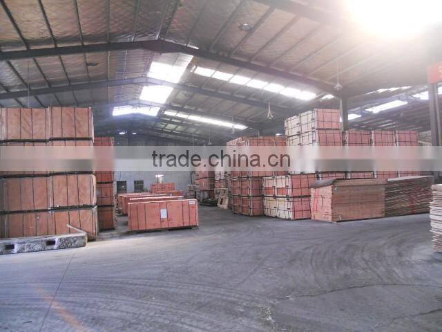 Anti-slippery film faced plywood