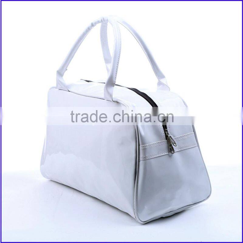 China waterproof PU leather shoulder travel sport gym bag