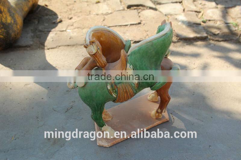 pottery art , hourse