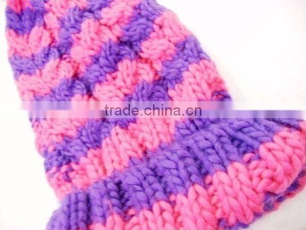 fashion acrylic knitted hat with pompon