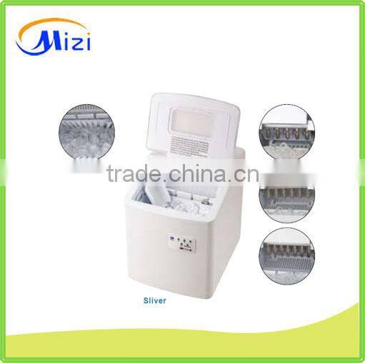 Mini soft ice cube maker