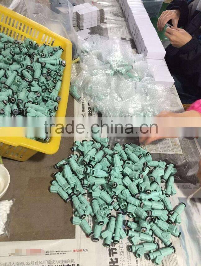 Fuel injector 7700866313 1001-542S A2C59512834 For Renault Clio MEGANE