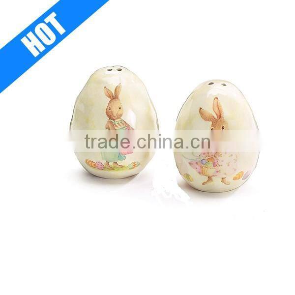ceramic Easter bunny rabbit egg salt and pepper shaker