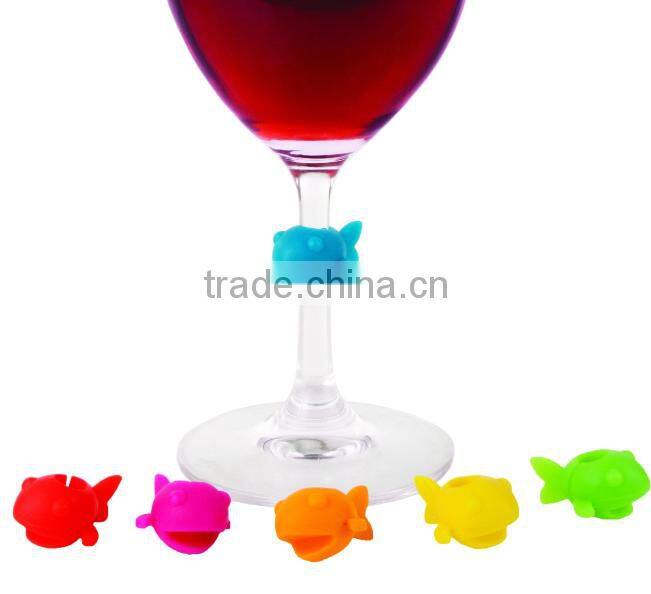 Cute fish shape wine cup marker silicone wine charm