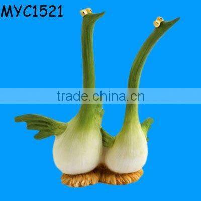 Artificial fruits and vegetables