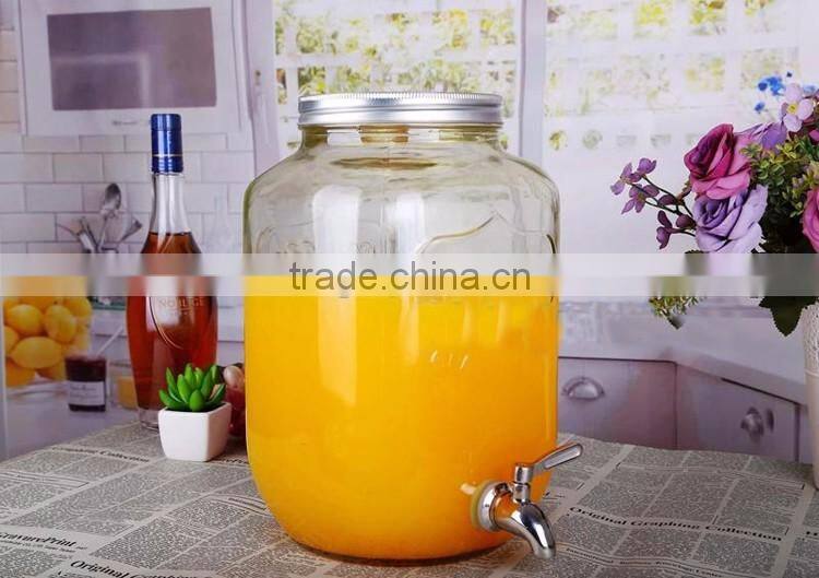 8L Yorkshire embossed beverage juice glass bottle with tap