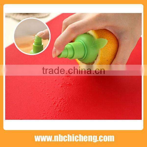 Multifunctional Plastic Lemon Sprayer