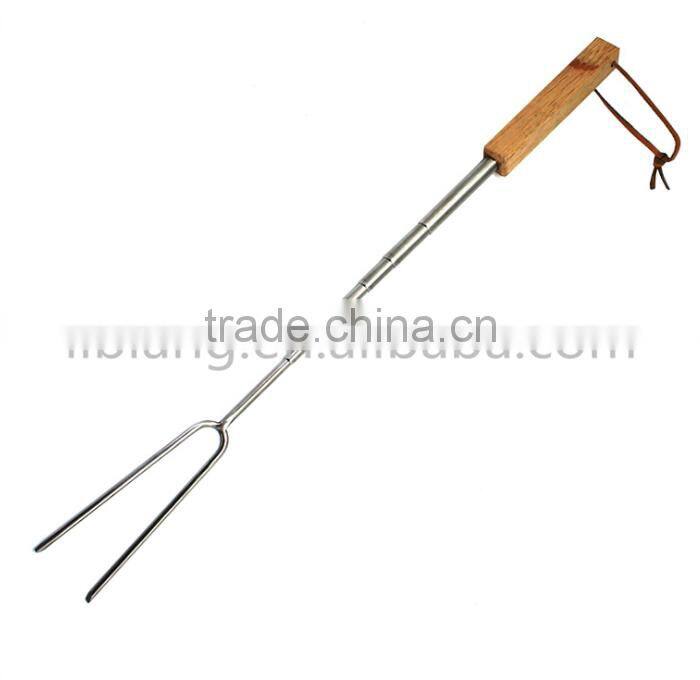 Hot sale telescopic bbq fork with wooden handle