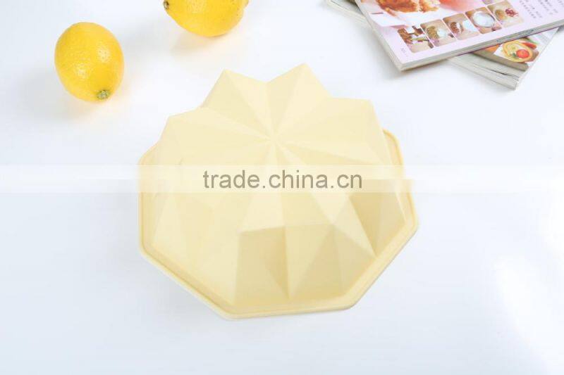 Petty Silicone Mold Pan Mould Bread Pizza Bakeware Tray Silicone Non-Stick Fluted Tube Pan