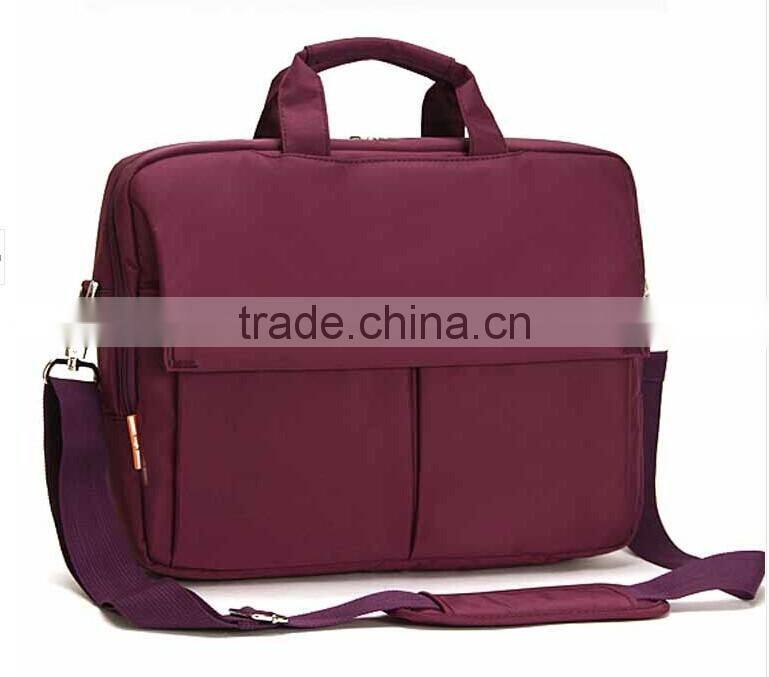 Black lager capacity 15'' laptop computer bag for teens