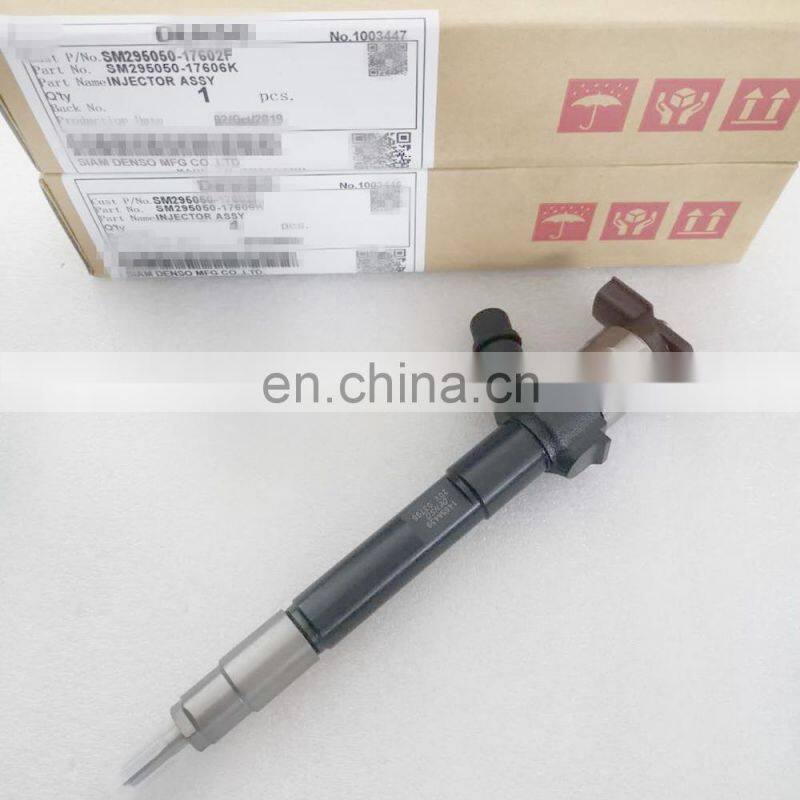 1465A439,295050-1760,9729505-176 genuine new common rail injector for Mitsubishi L200/Triton 4N15 engine