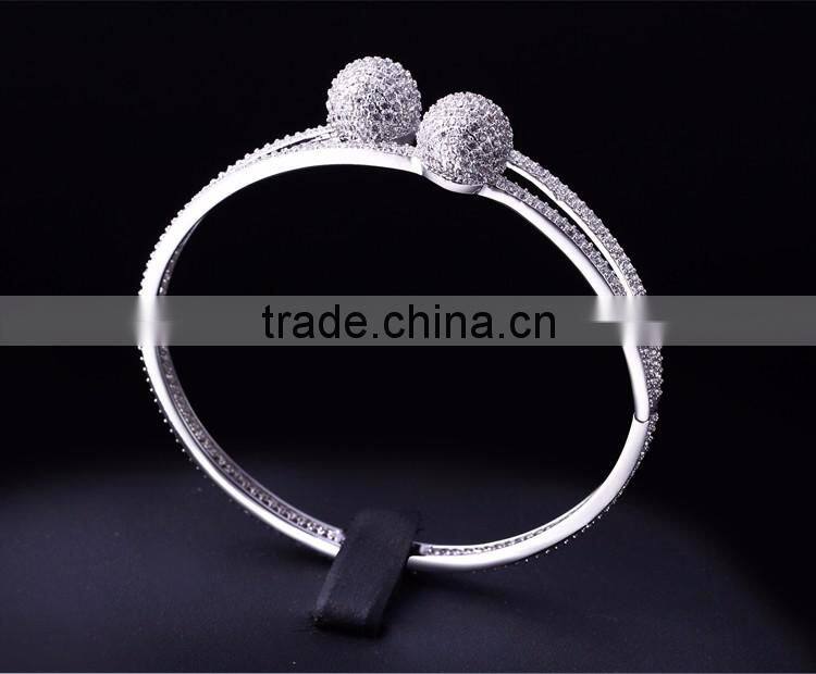 Alibaba Express Wholesale Double Ball Pave Setting CZ Fashion Bangle for Women