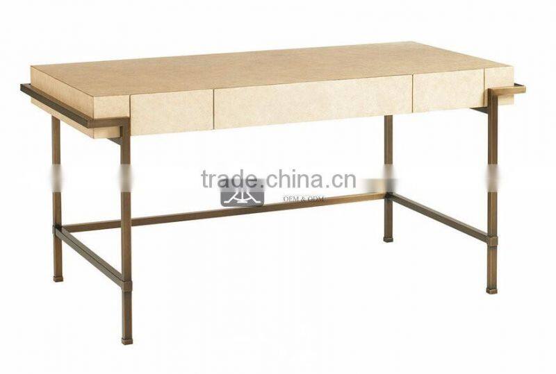 DK-074 Unusual Steel Computer Desk Table
