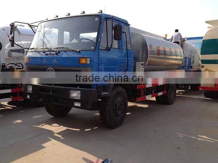 dongfeng 3 ton bitumen spreader truck, asphalt transport truck