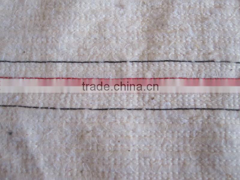 cotton and polyester nonwovens floor cleaning wipe with hole