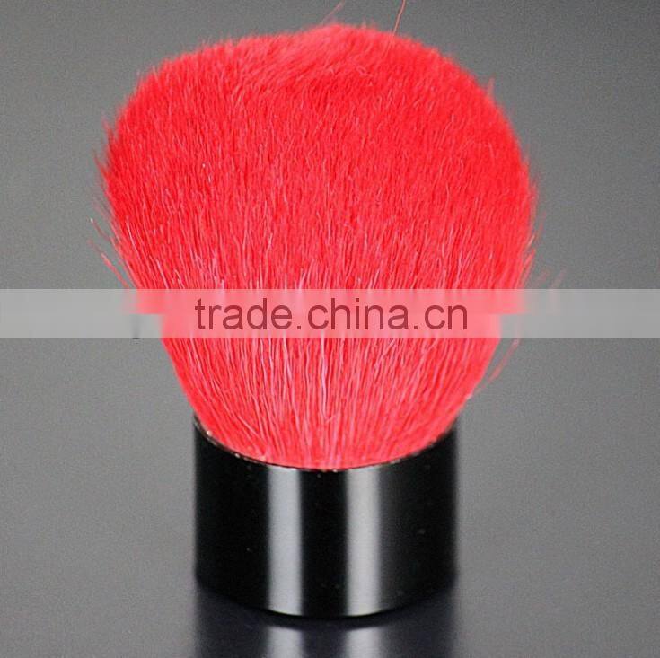 red kabuki brush