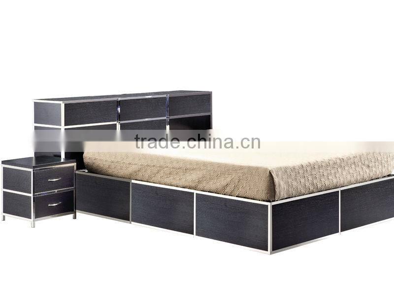 modern metal wood bed
