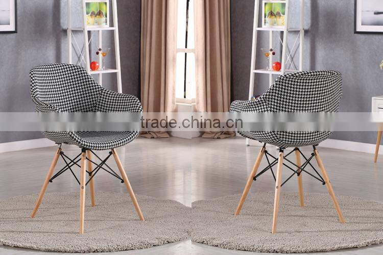 Comfortable egg design dine chair with armrest