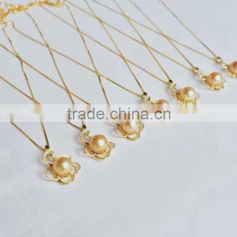 golden south sea pearl pendant with high quality
