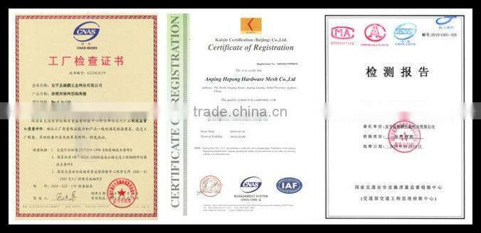 BTO-22 galvanized razor barbed wire fence