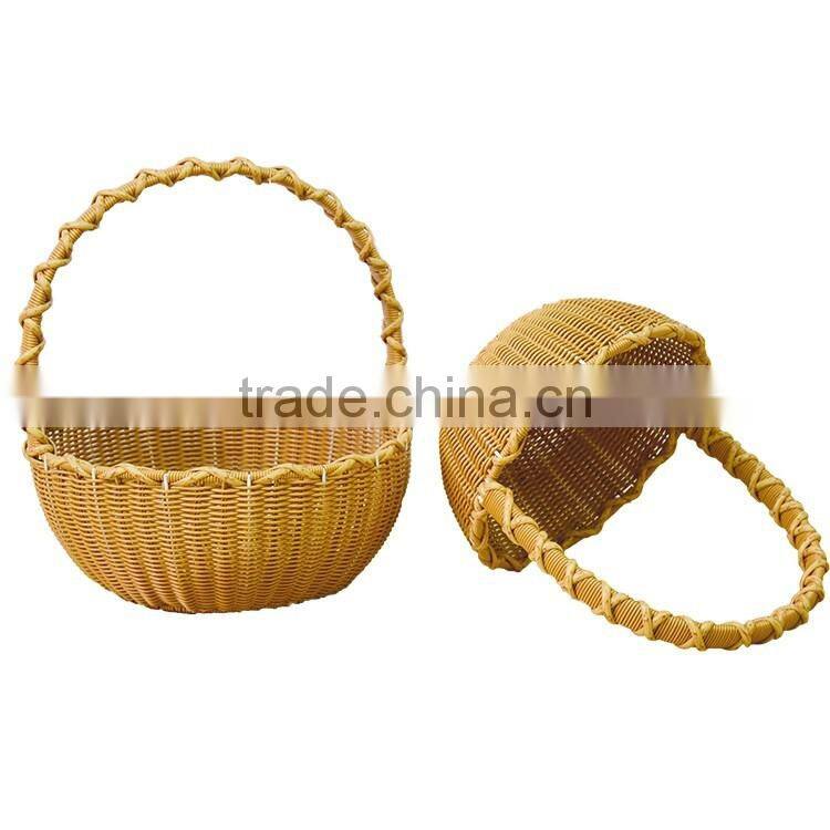 S&D pe rattan 100 % handmade Wicker Round wedding water proof round decoration storage gift basket with handle
