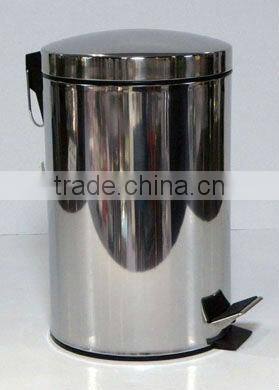 round trash can with arched lid