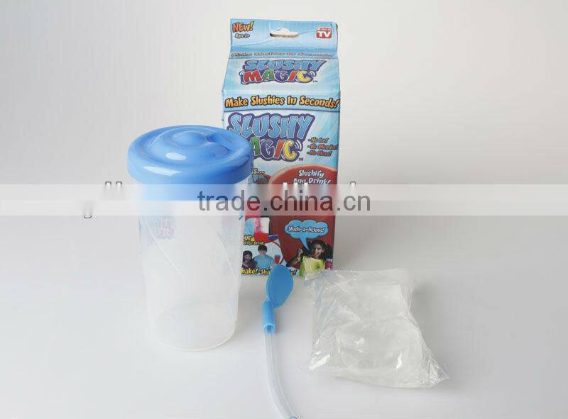 2017 OEM Logo Hotsale Fancy Plastic Cup with Spoon